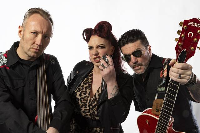 En trio avec guitare