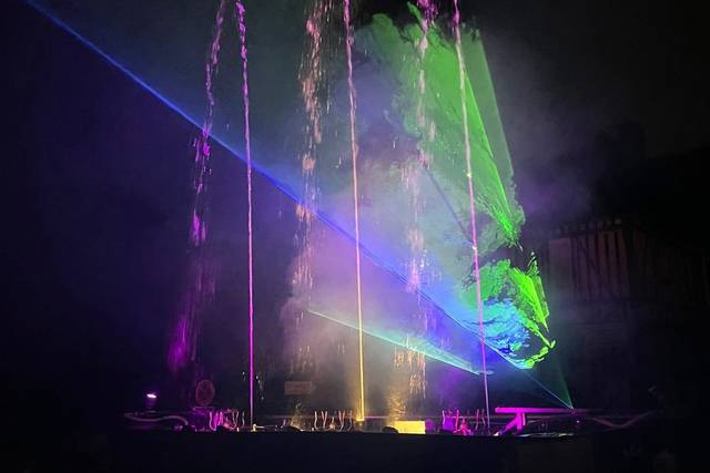 Fontaines Dansantes et lasers