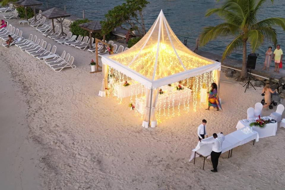 Installation mariage sur plage