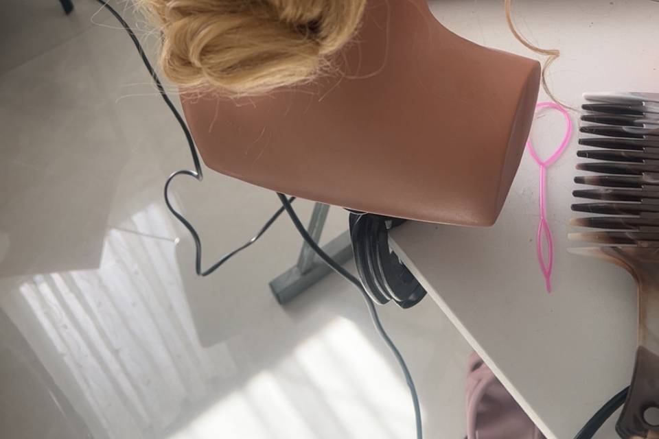 Chignon bas texturé