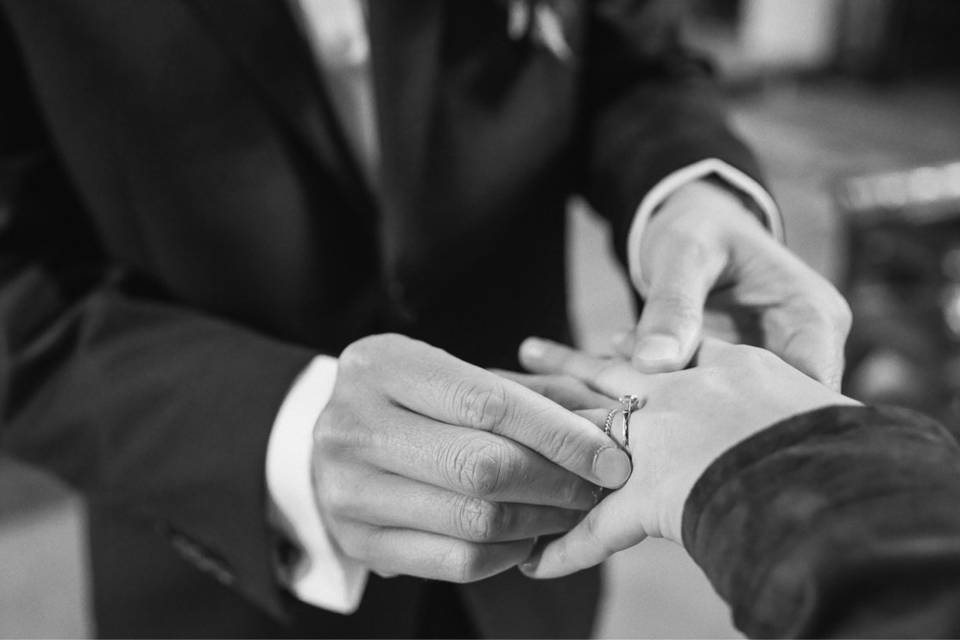 Les Yeux du Mariage