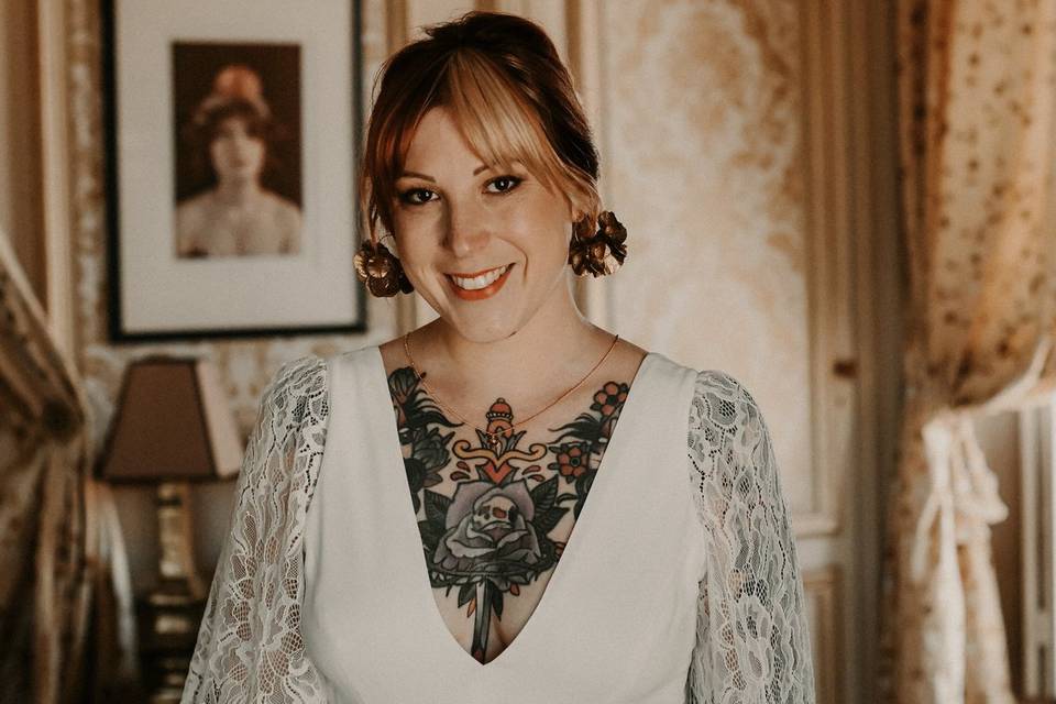 M & V