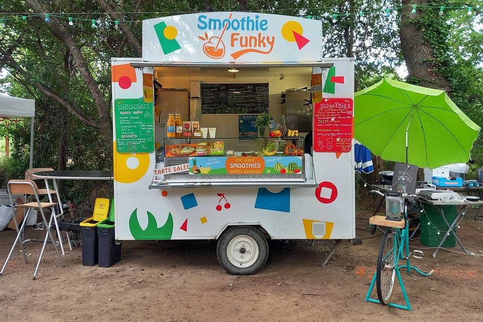 Remorque et vélo-smoothie