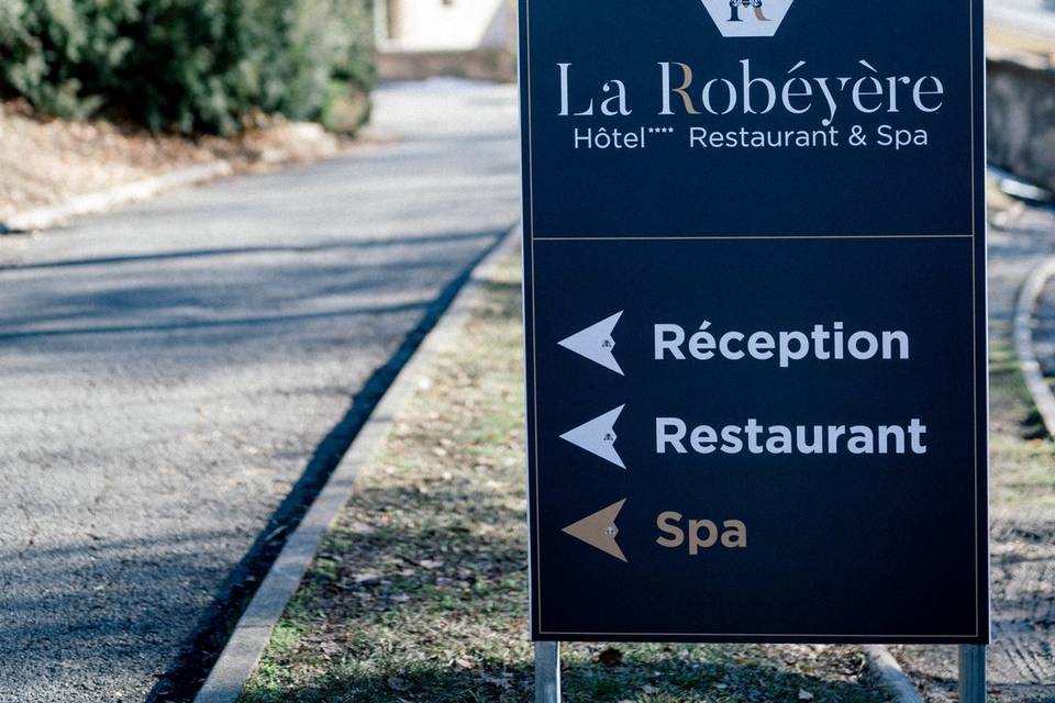 Hôtel Restaurant Spa La Robéyère