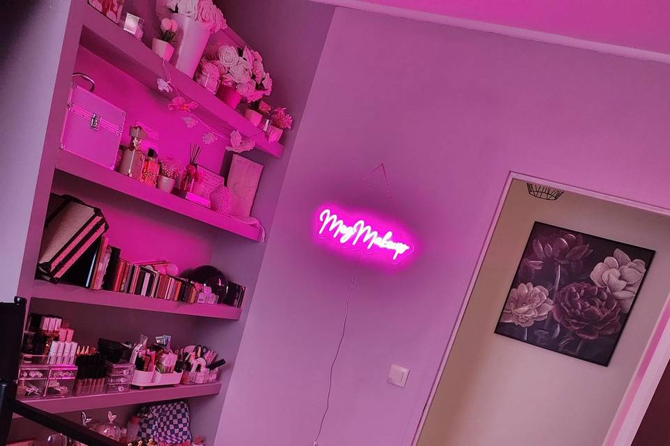 Studio makeup