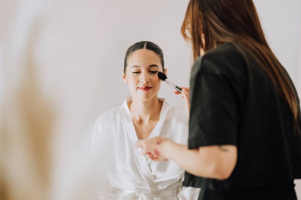 Chen - maquillage et coiffure