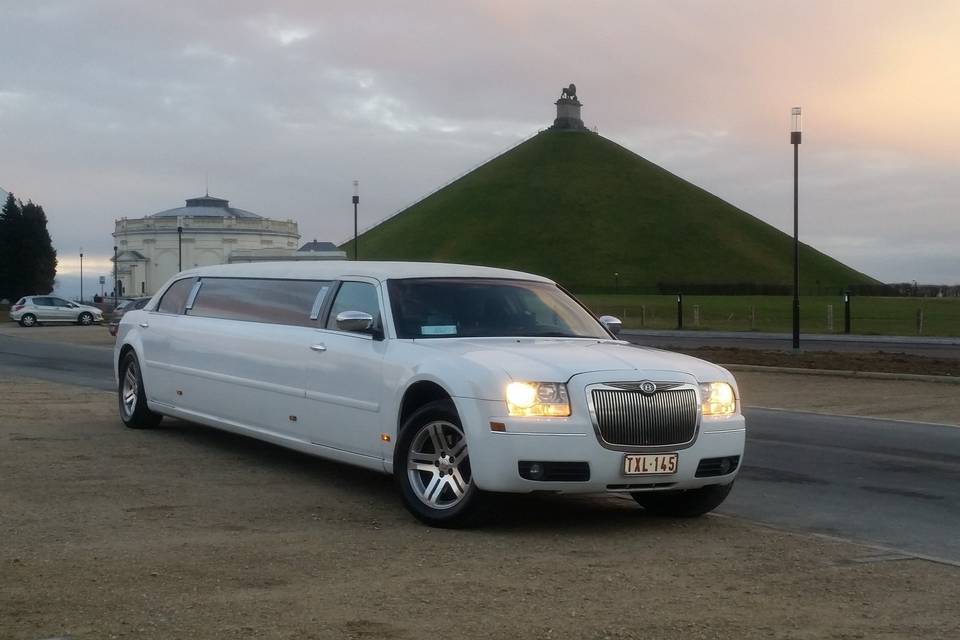 Chrysler 300 C limousine