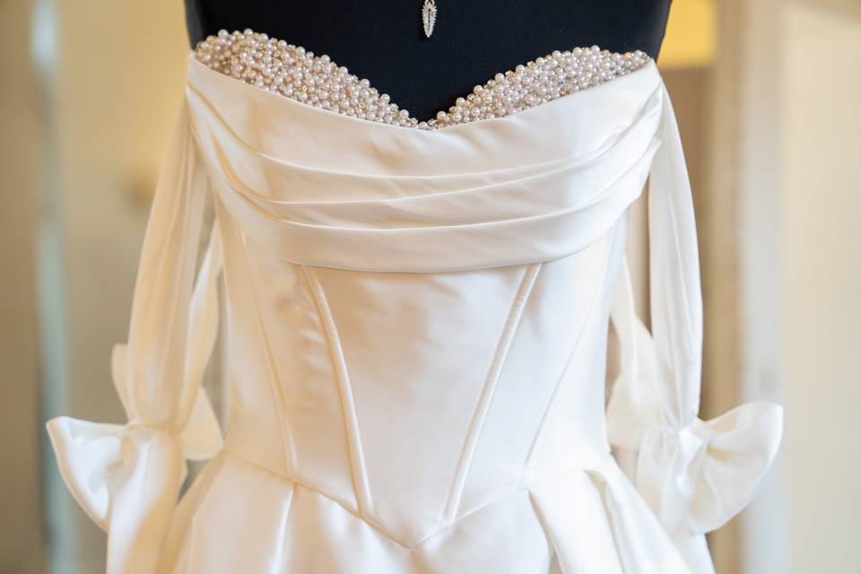 Manches tombantes robe