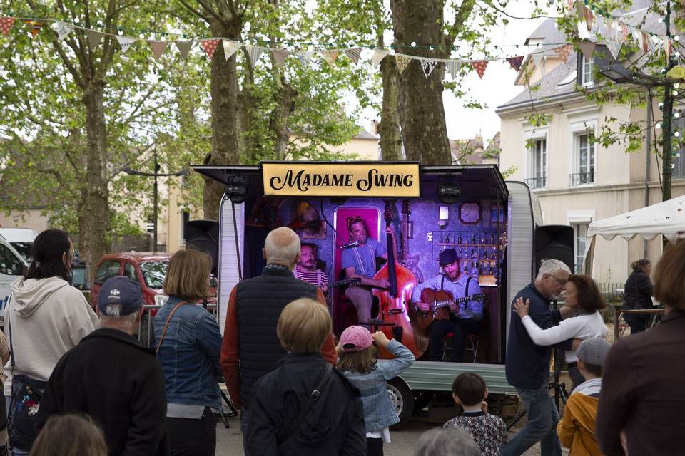 Madame Swing Guinguette Mobile