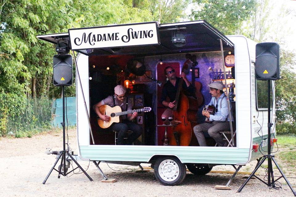 Madame Swing