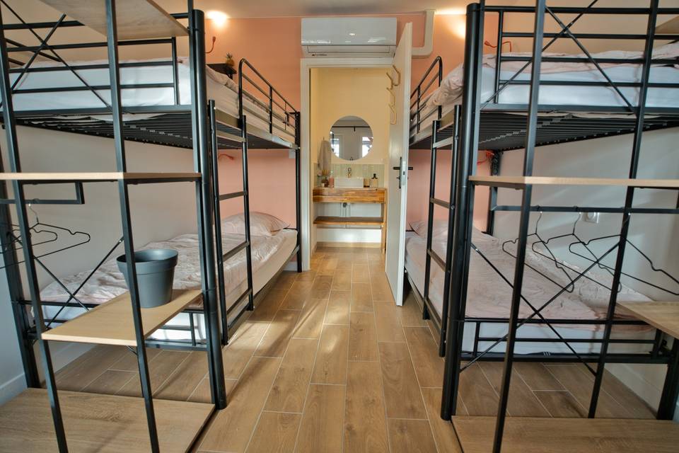 Chambre + salle d'eau et wc