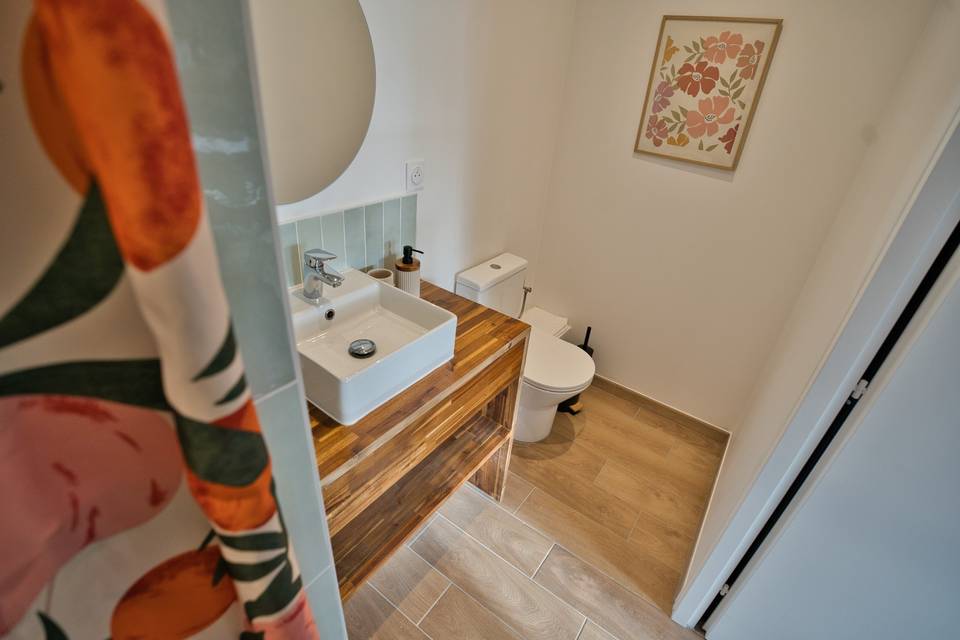 Chambre + salle d'eau et wc