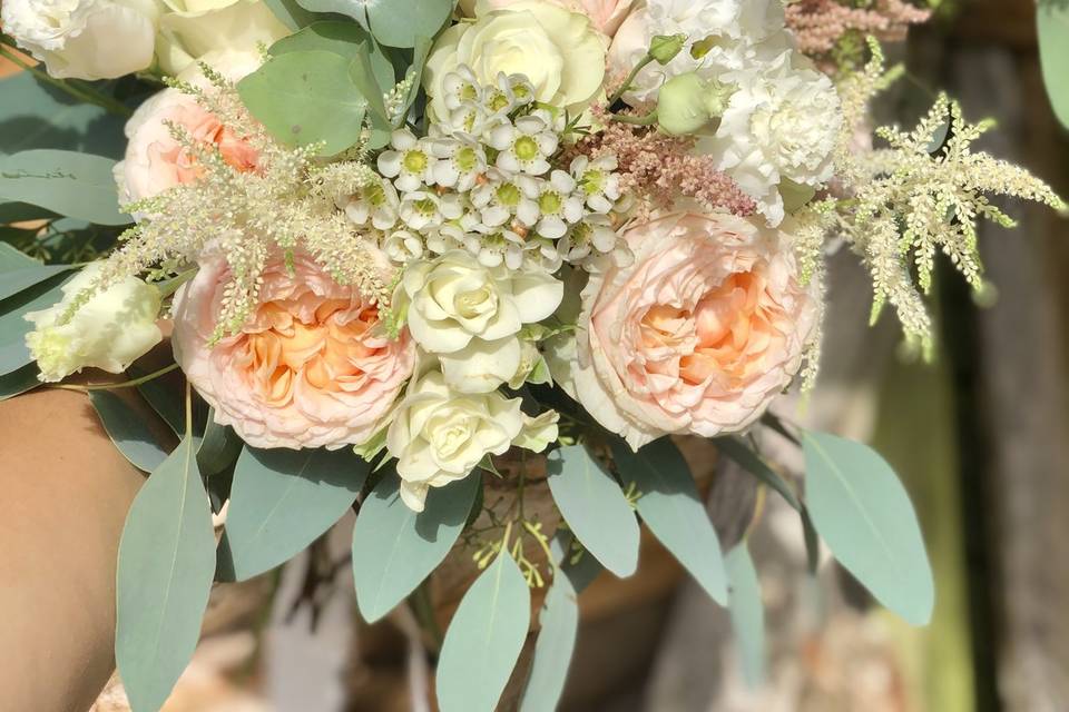 Bouquet de mariée poudré