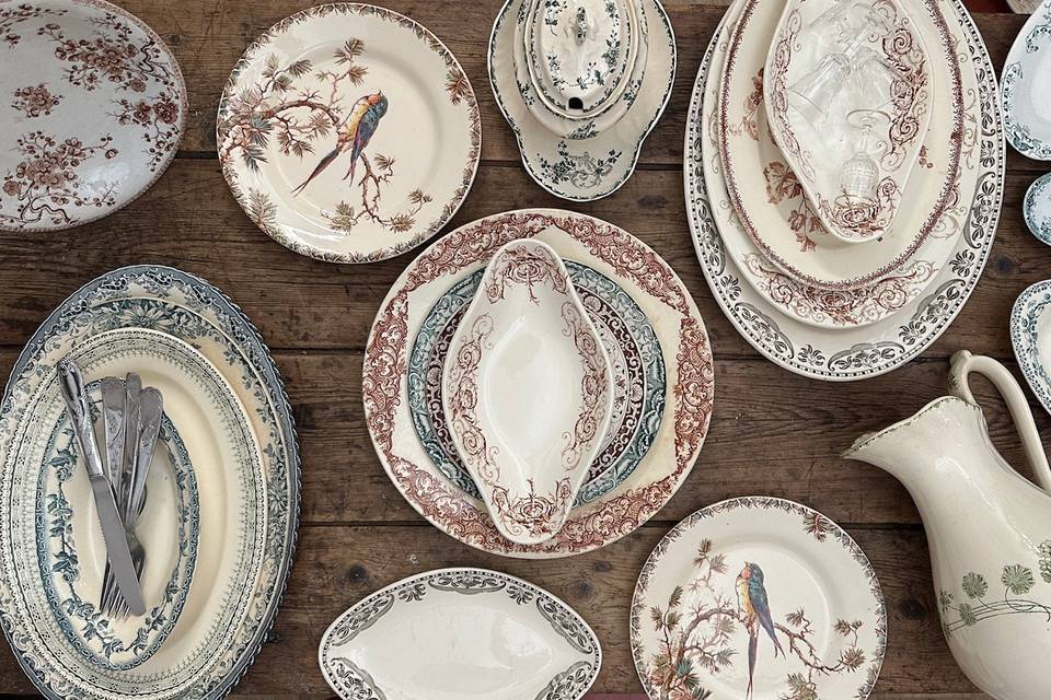 Location plats vintage