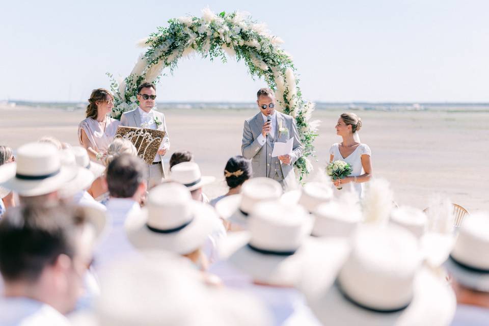 Cérémonie laique sur la plage