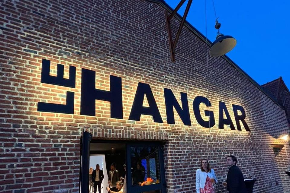 Le Hangar