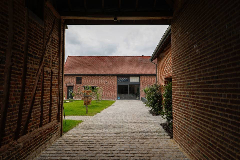 Le Hangar