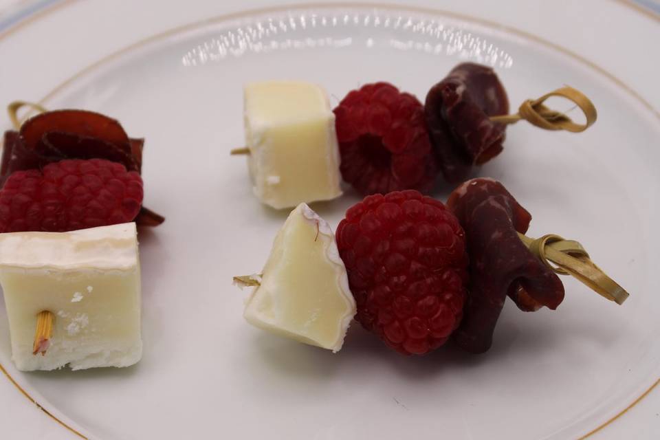 Brochette chèvre & framboise