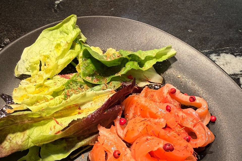 Saumon mariné aux baies