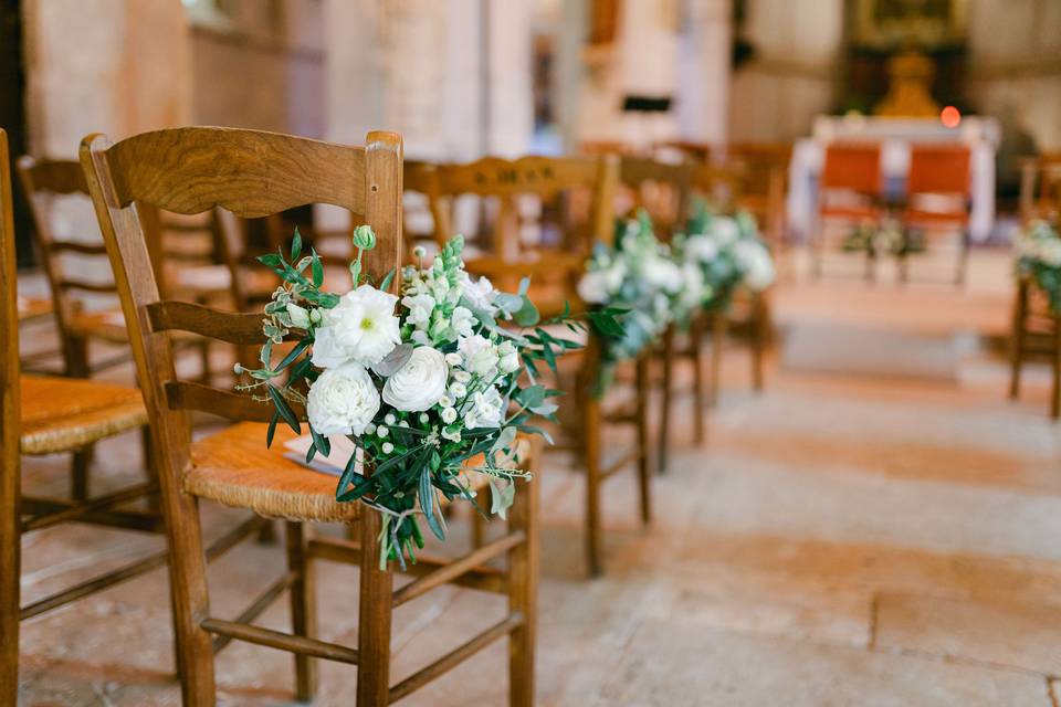 Bords de bancs église