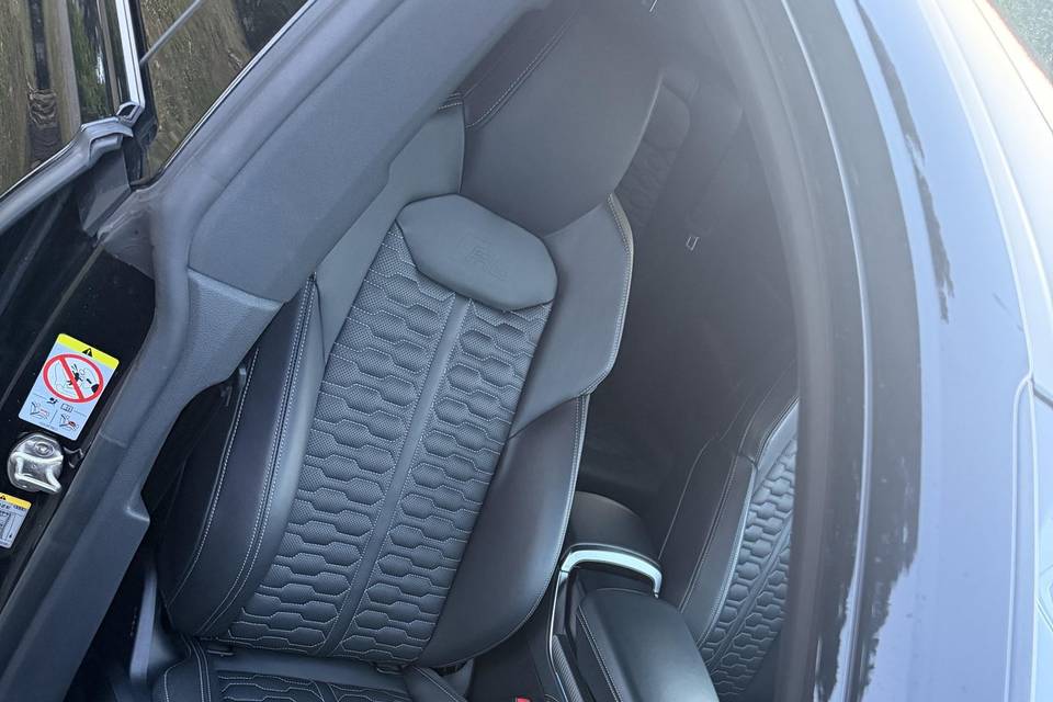 Audi RSQ8