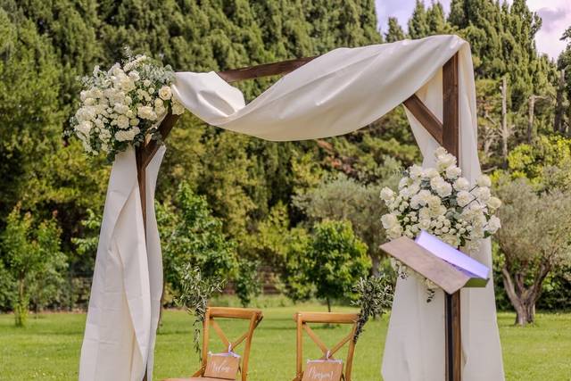Arche et chaises
