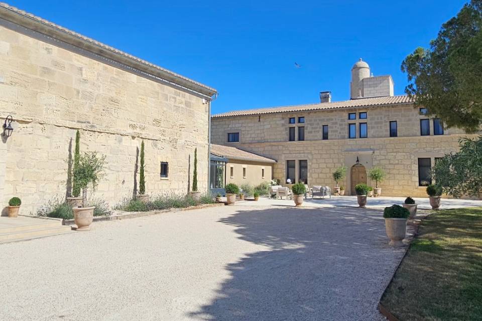 Cour du mas