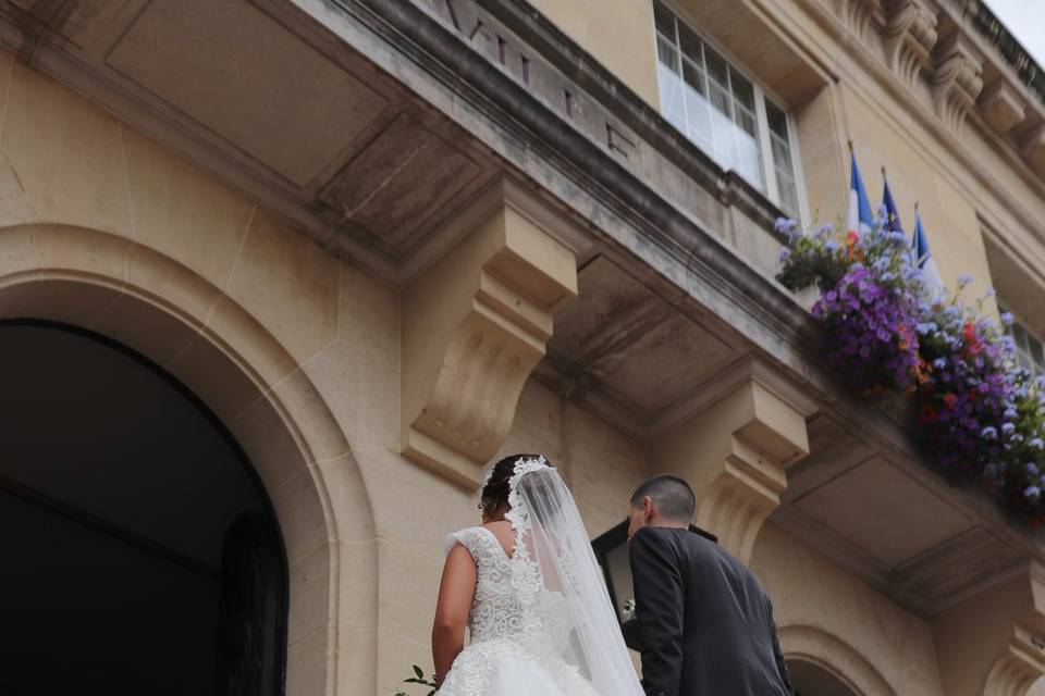 Entrée en mairie