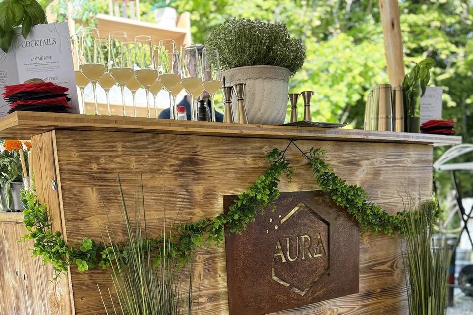 AURΔ Bar