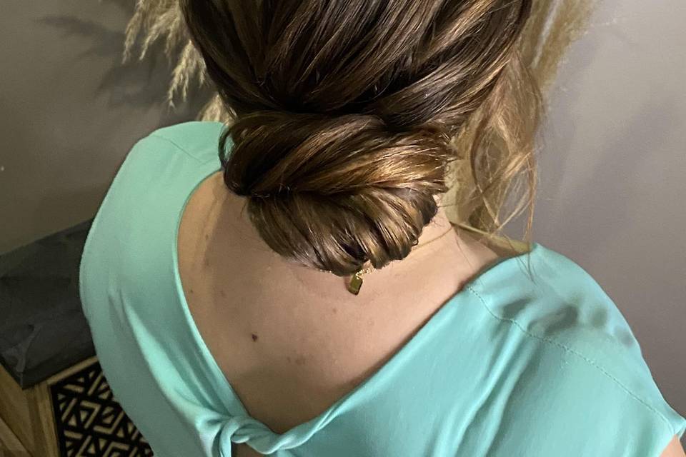Chignon bas lisse