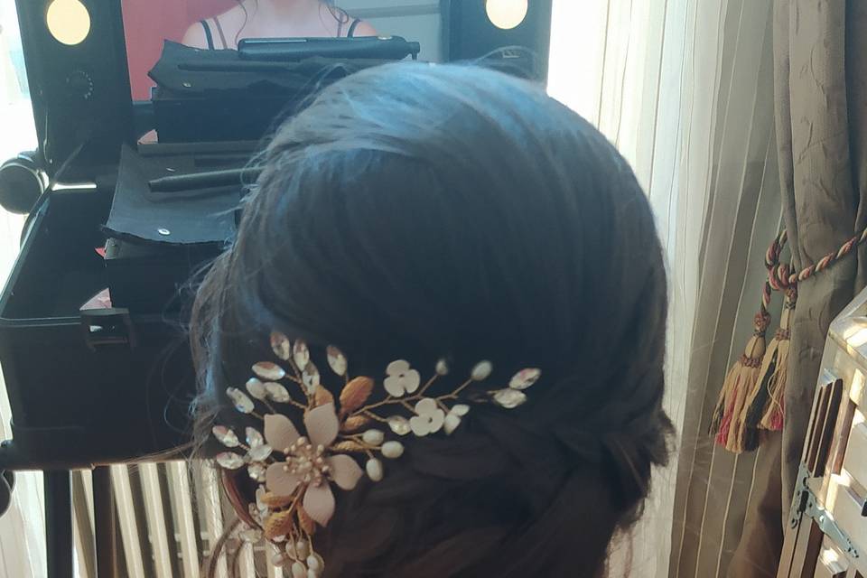 Chignon bas et natte