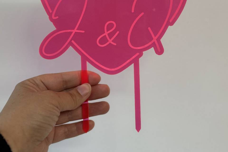 Cake topper