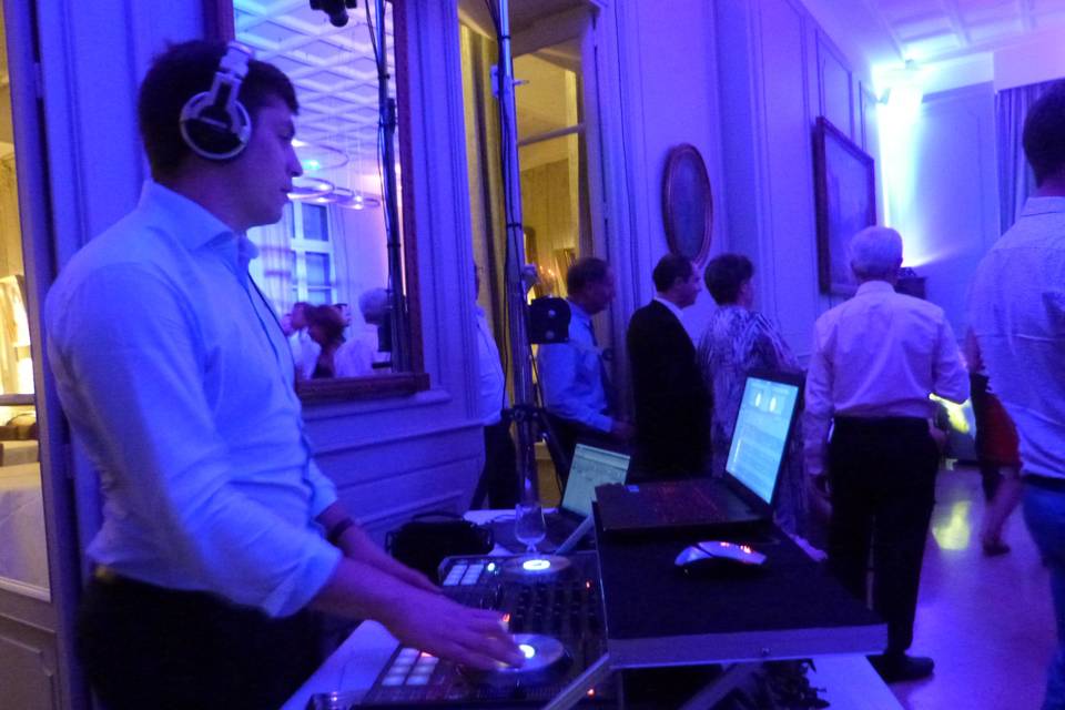 Dj en soirée