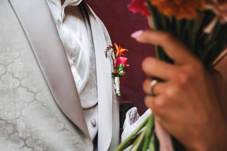 Boutonnière fushia