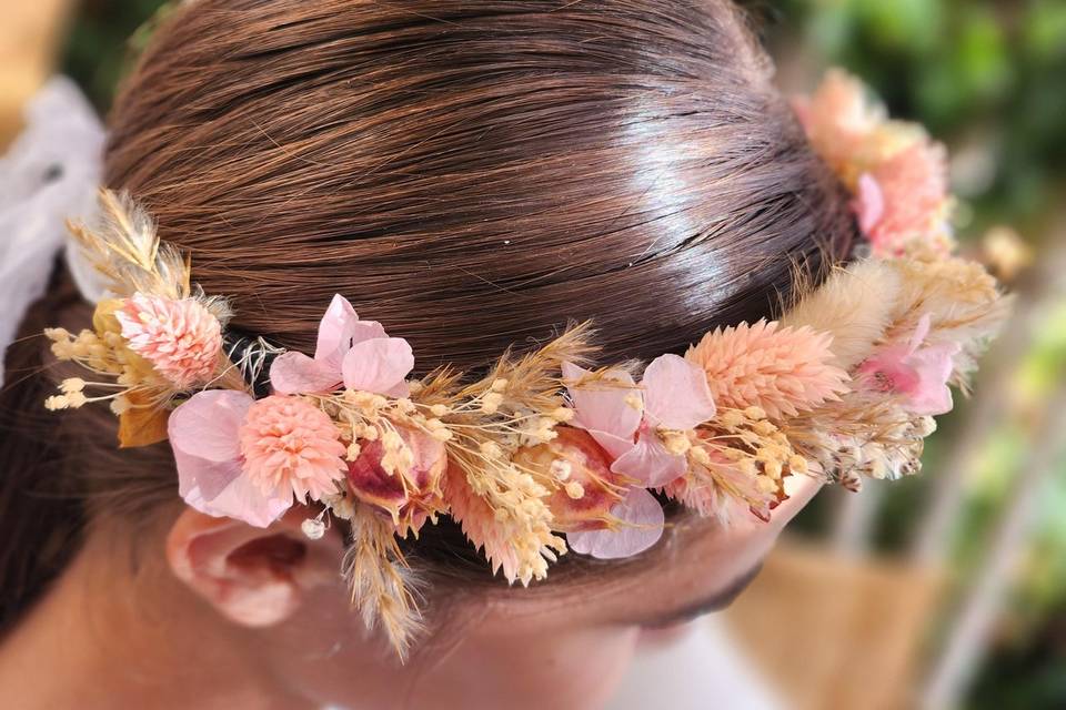 Couronne de fleurs séchées