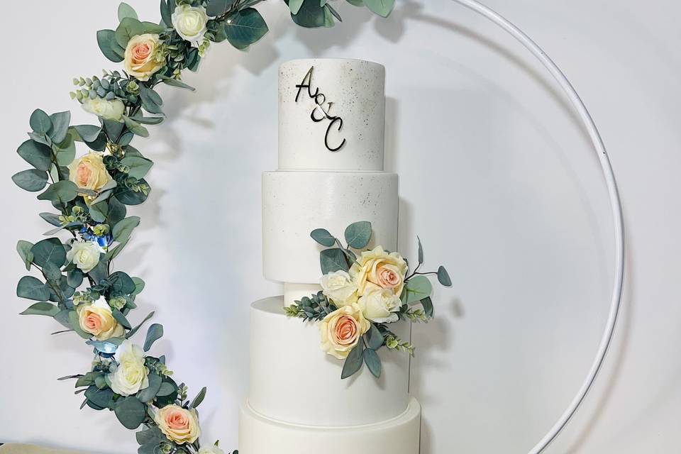 Weeding cake