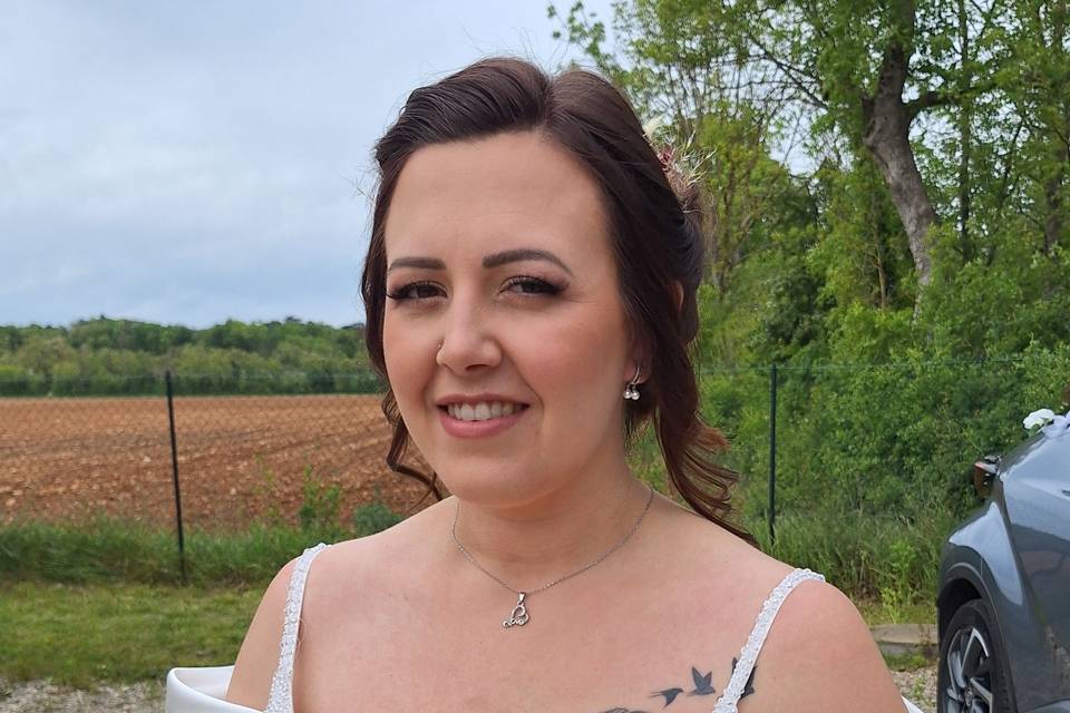 Coiffure et maquillage mariée