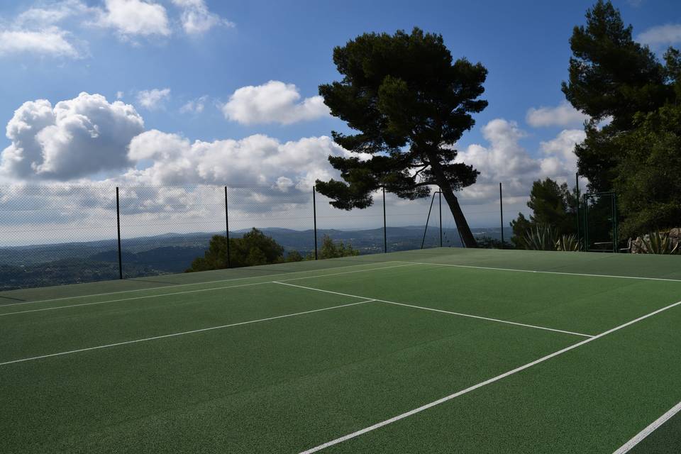 Terrain de tennis