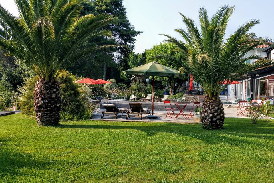 Vue du jardin, coté piscine