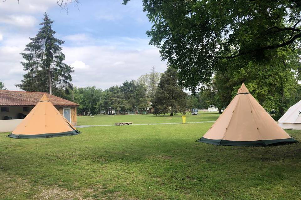 Les tipis du jardin