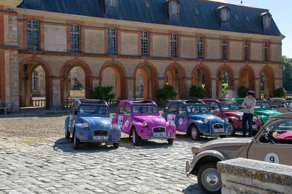 2CV prête pour la fête