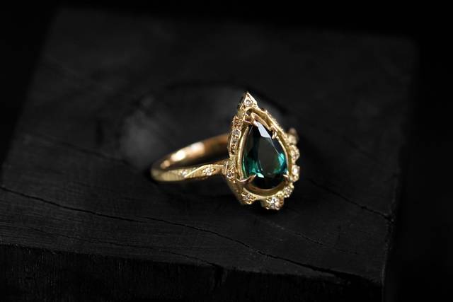 Bague de fiançailles custom