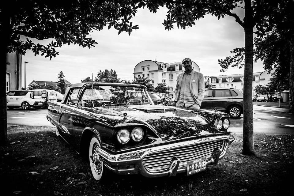 Ford TBIRD Chauffeur