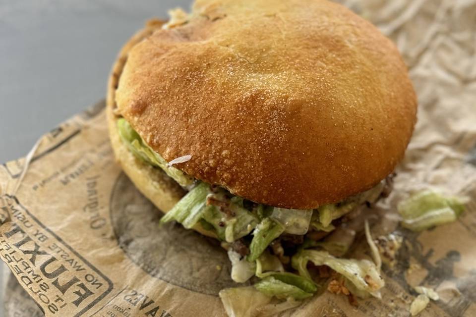 Lebenji's Burger