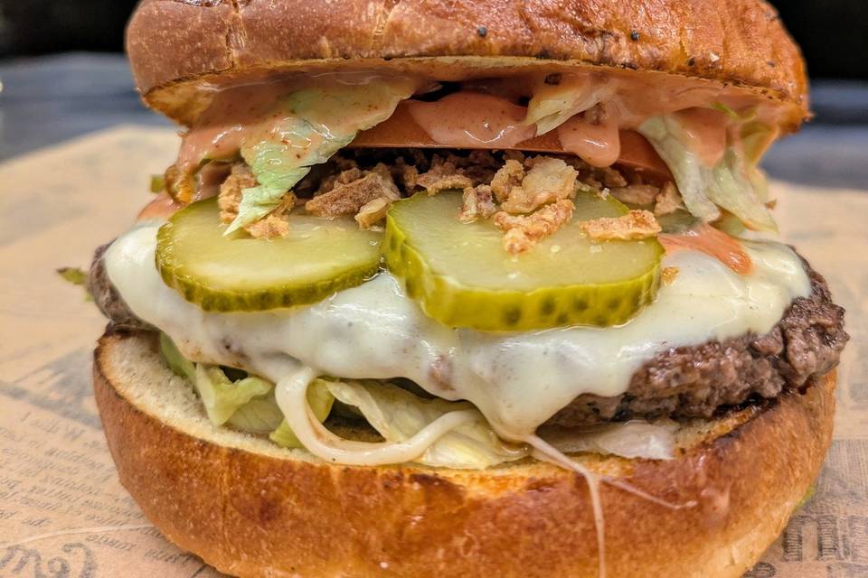 Lebenji's Burger