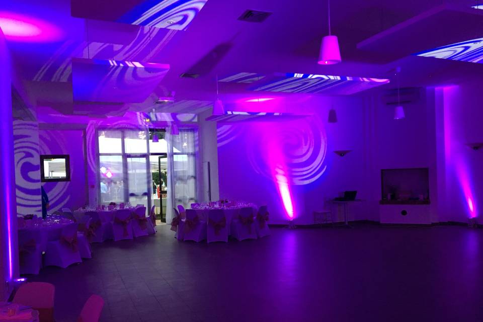 Eclairage salle cabine DJ