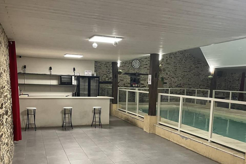 Piscine intérieure