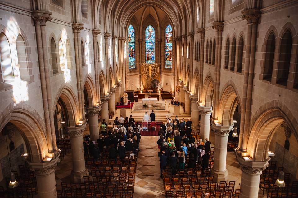 Eglise, cérémonie religieuse