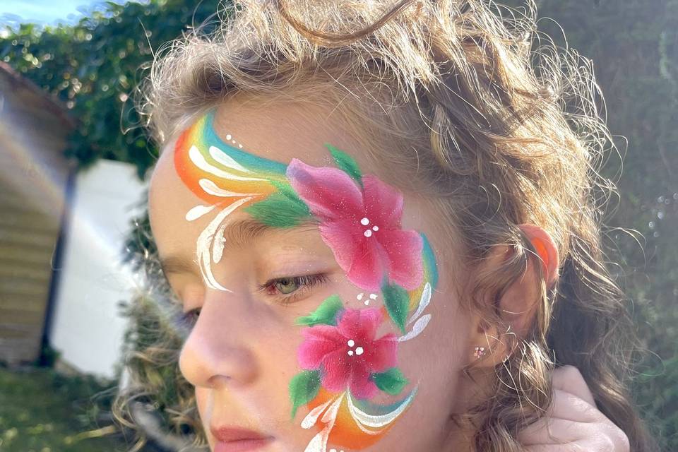 Maquillage floral enfant