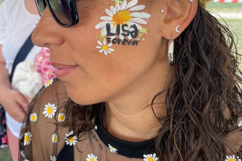 Maquillage adulte fleurs